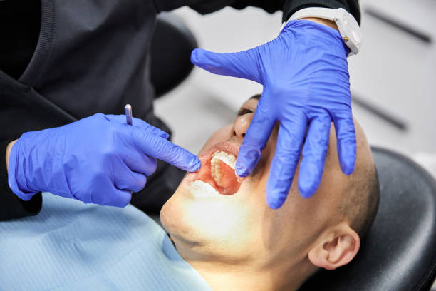 Best Cracked Tooth Emergency Dentist  in Wmette, IL